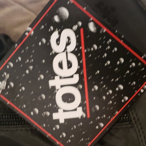 Totes Waterproof Brenna Boots - Picture 9 of 10